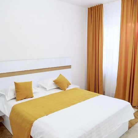 Strada Muresenilor - Savas Apartament 브라쇼브 외부 사진